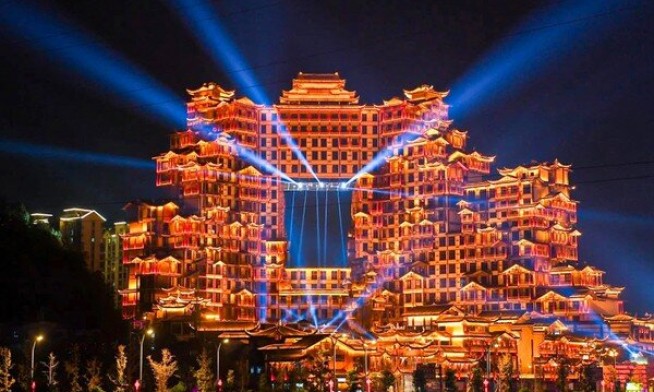 Trương Gia Giới- Viên Gia Giới- Thiên Tử Sơn- Phượng Hoàng Cổ Trấn